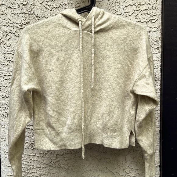 Aritzia Cashmere Babylon crop hoodie - Picture 1 of 4